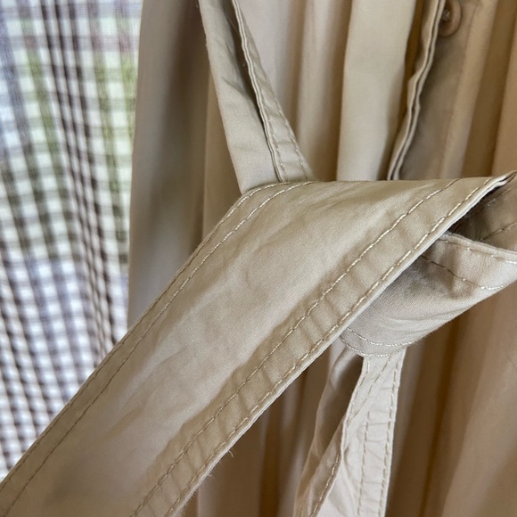 Zara Sleeveless Tie-Waist Maxi Dress in Beige - Picture 6 of 9